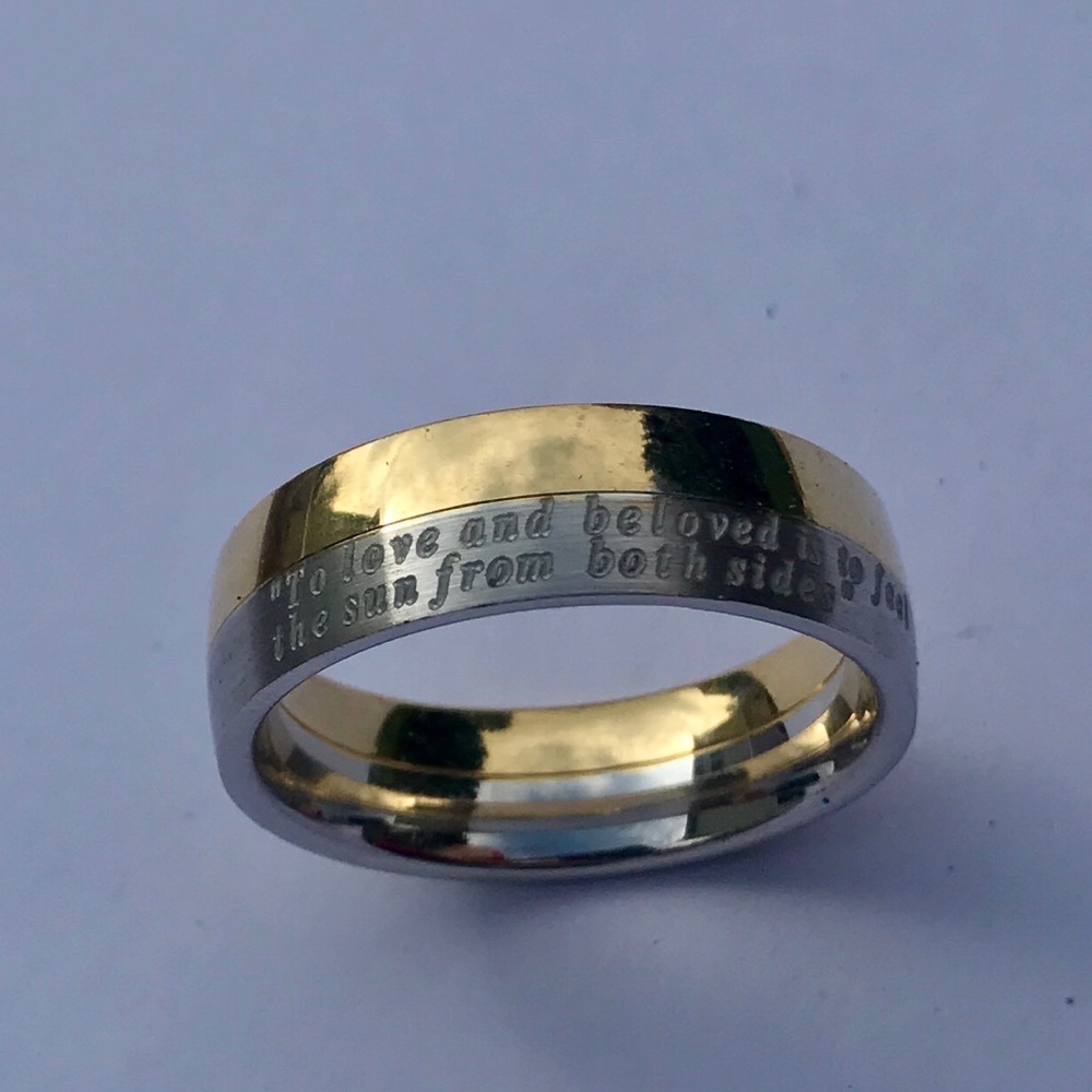 Engraved band